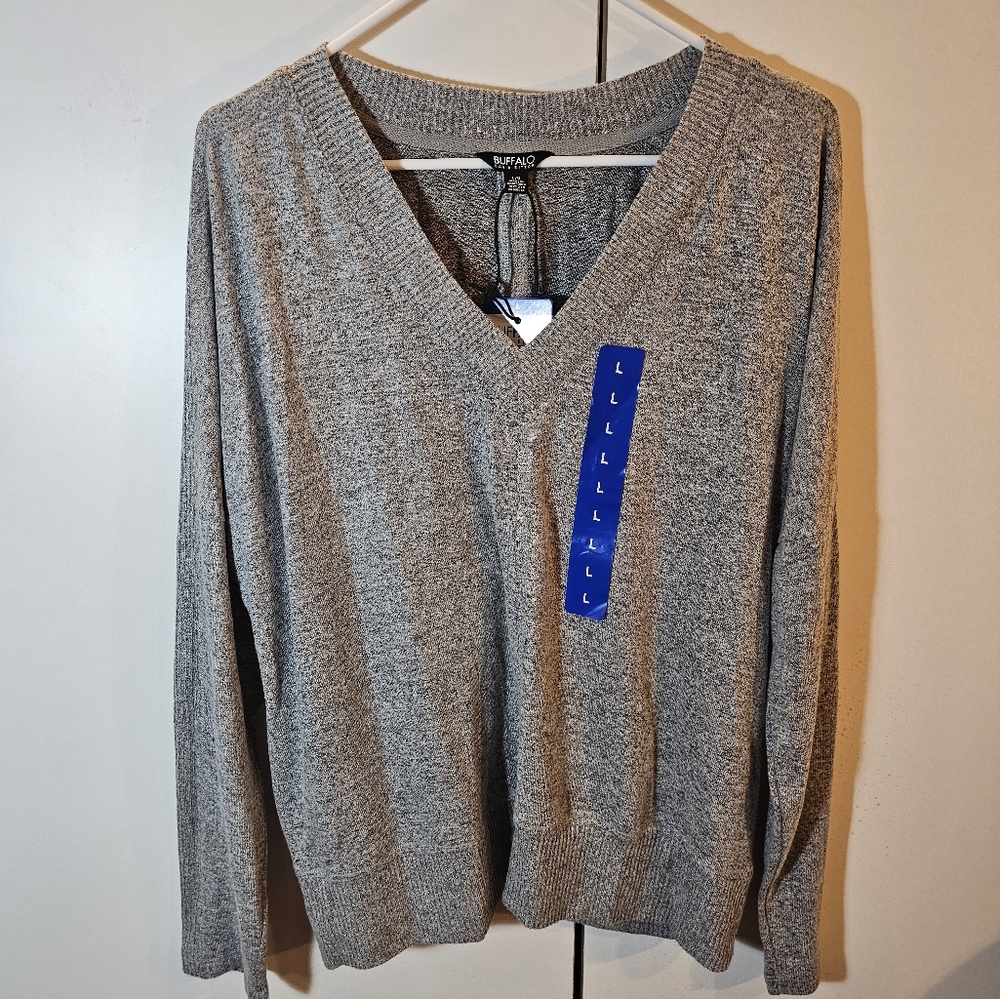 Buffalo David Bitton V-Neck Gray Knit Top